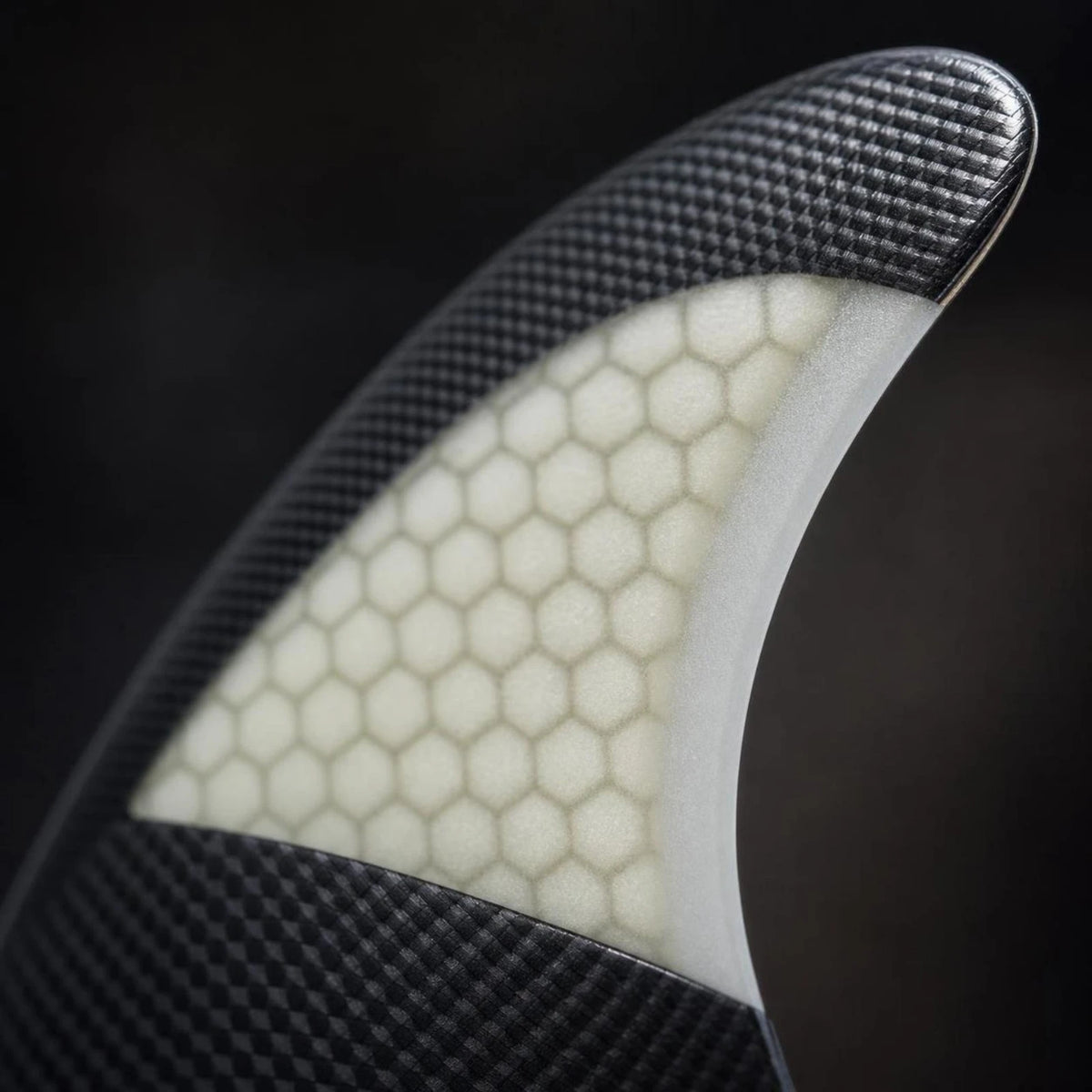 3-Piece Thruster Surfboard Fin Set | Composite Double-Tab Base Surfboard Fin Set PLUSH