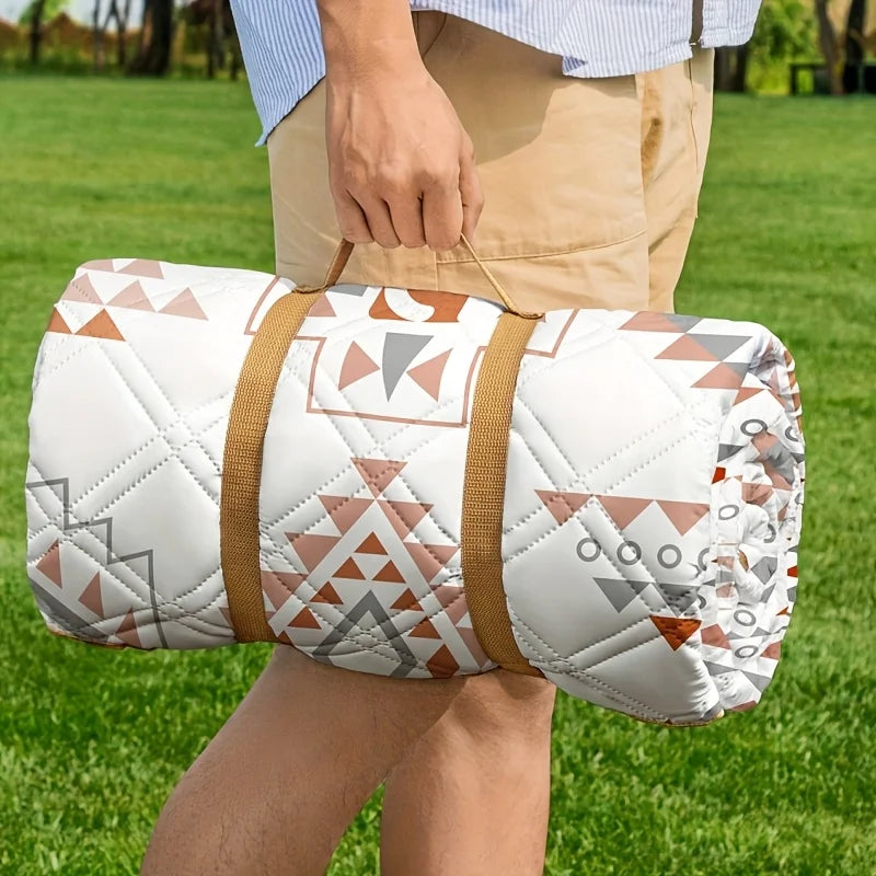 Waterproof Foldable Checkered Picnic Blanket – Beach & Camping Outdoor Picnic Blanket PLUSH