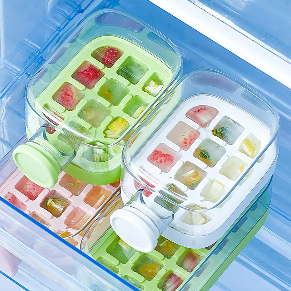 500ml Ice Cube Maker Bottle with Straw – Stackable Design Ice Cube Maker Bottle PLUSH