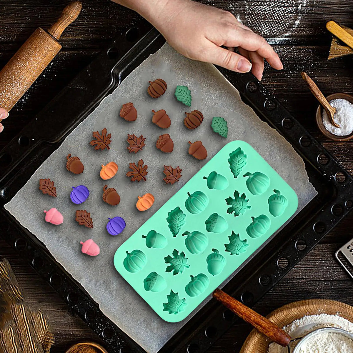 Fall Thanksgiving Silicone Molds – Pumpkin Leaf Pine Cone Silicone Baking Mold PLUSH