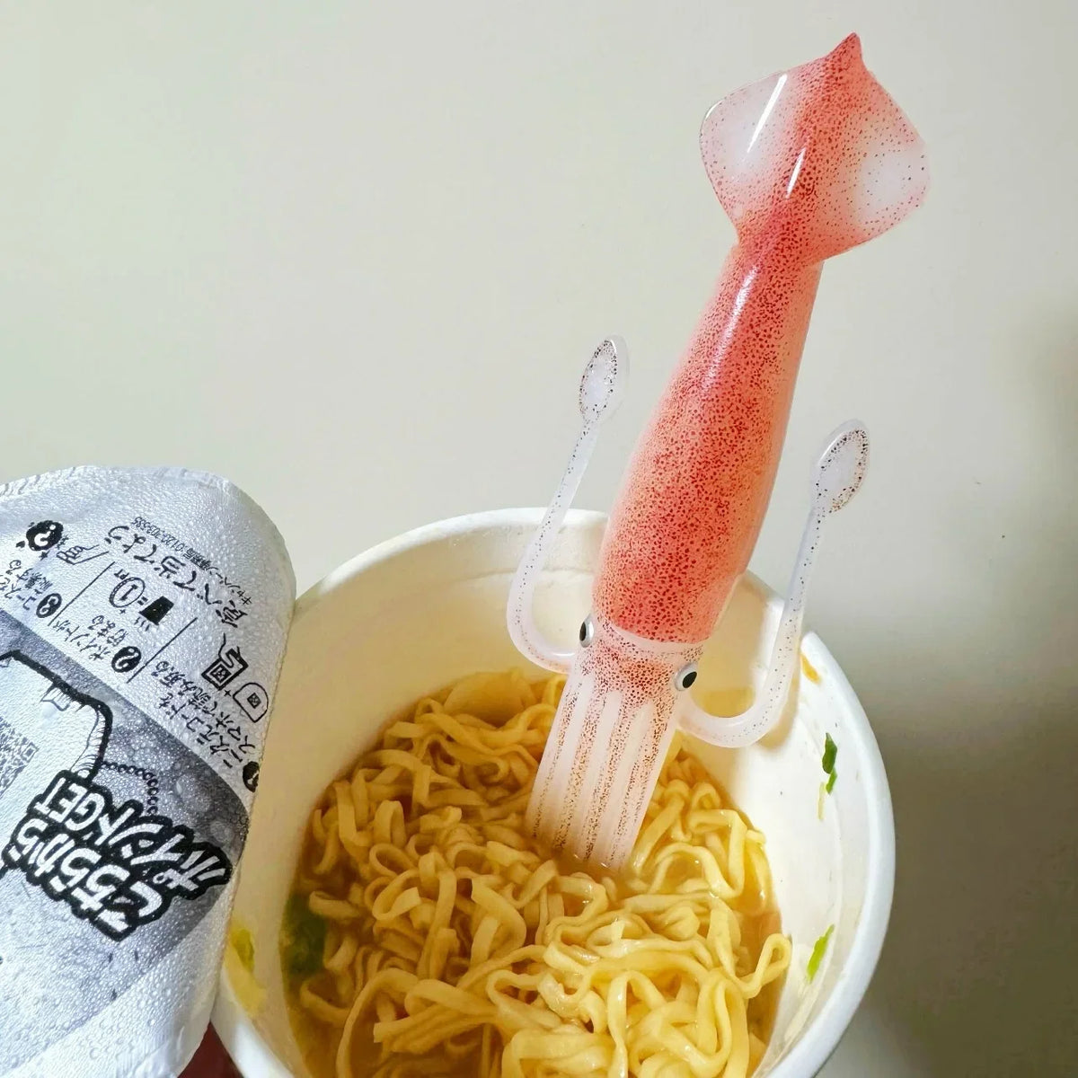 Squid Shape Novelty Plastic Fork – Fun Dining Utensil Novelty Dining Fork PLUSH
