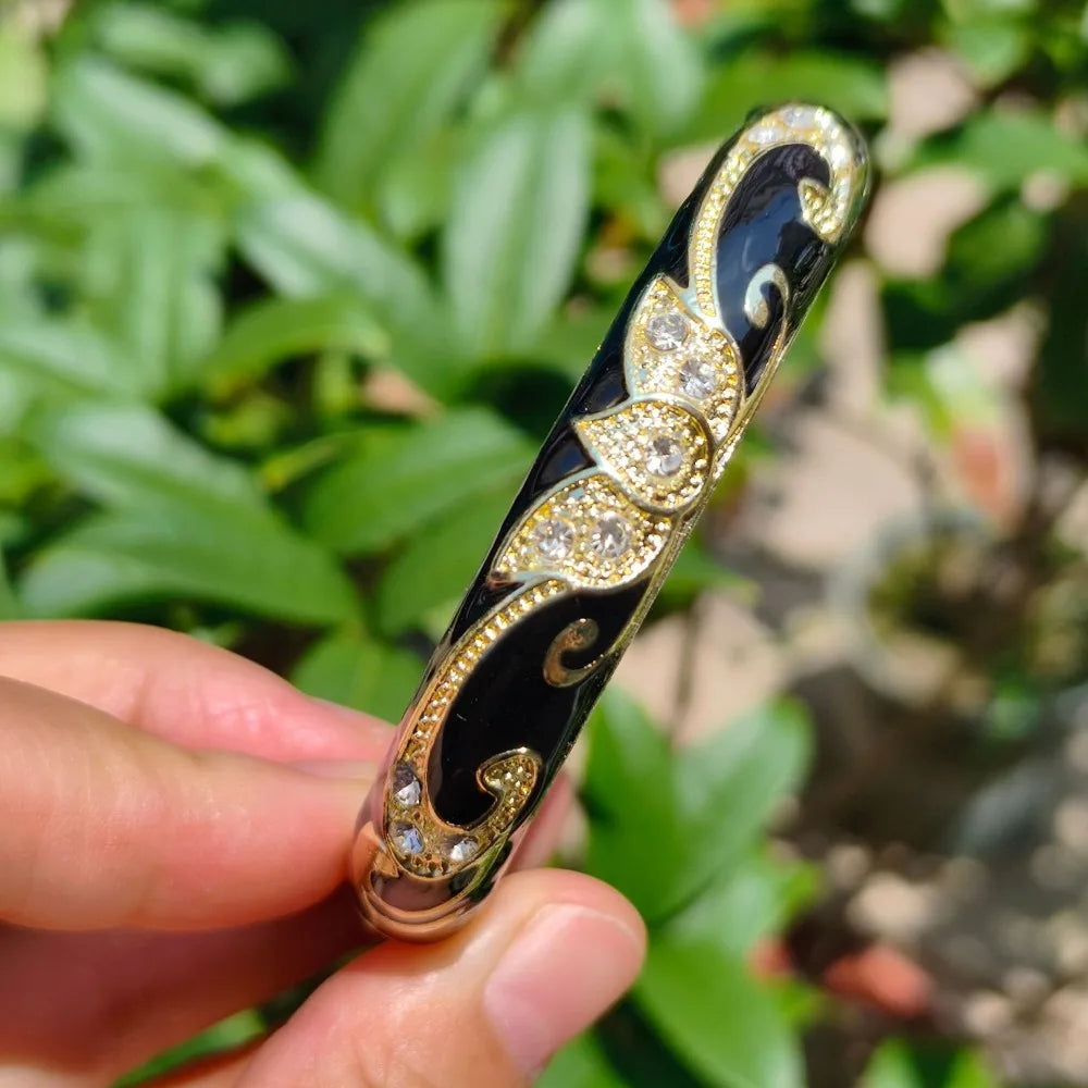Cloisonné Crown Bangle – Vintage Bohemian Gold-Tone Bracelet Enamel Bangle Bracelet PLUSH 15