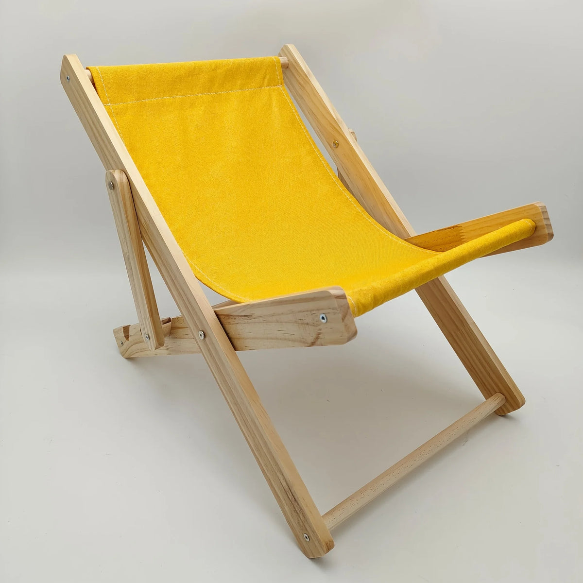 Adjustable Wooden Beach Chair – Photography Prop & Studio Decor Photography Prop PLUSH yellow