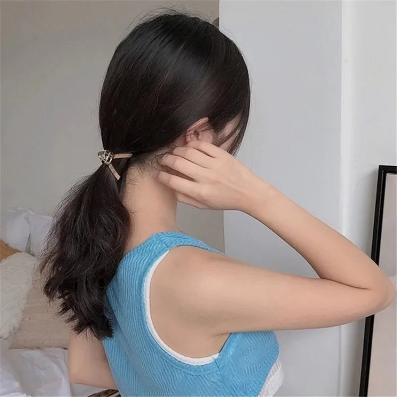 V-Shaped Mini Claw Hair Clip – Golden Metal Korean Style Mini Claw Hair Clip PLUSH