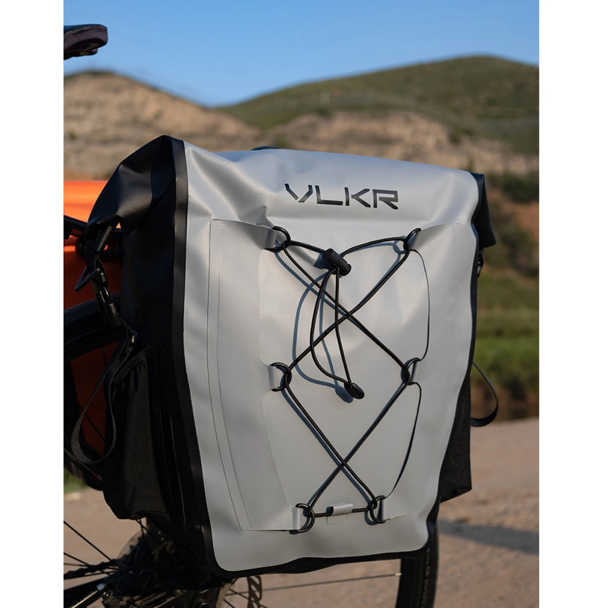 Waterproof Bike Pannier Rear Rack Bag with Side Pockets Bike Pannier Bag PLUSH
