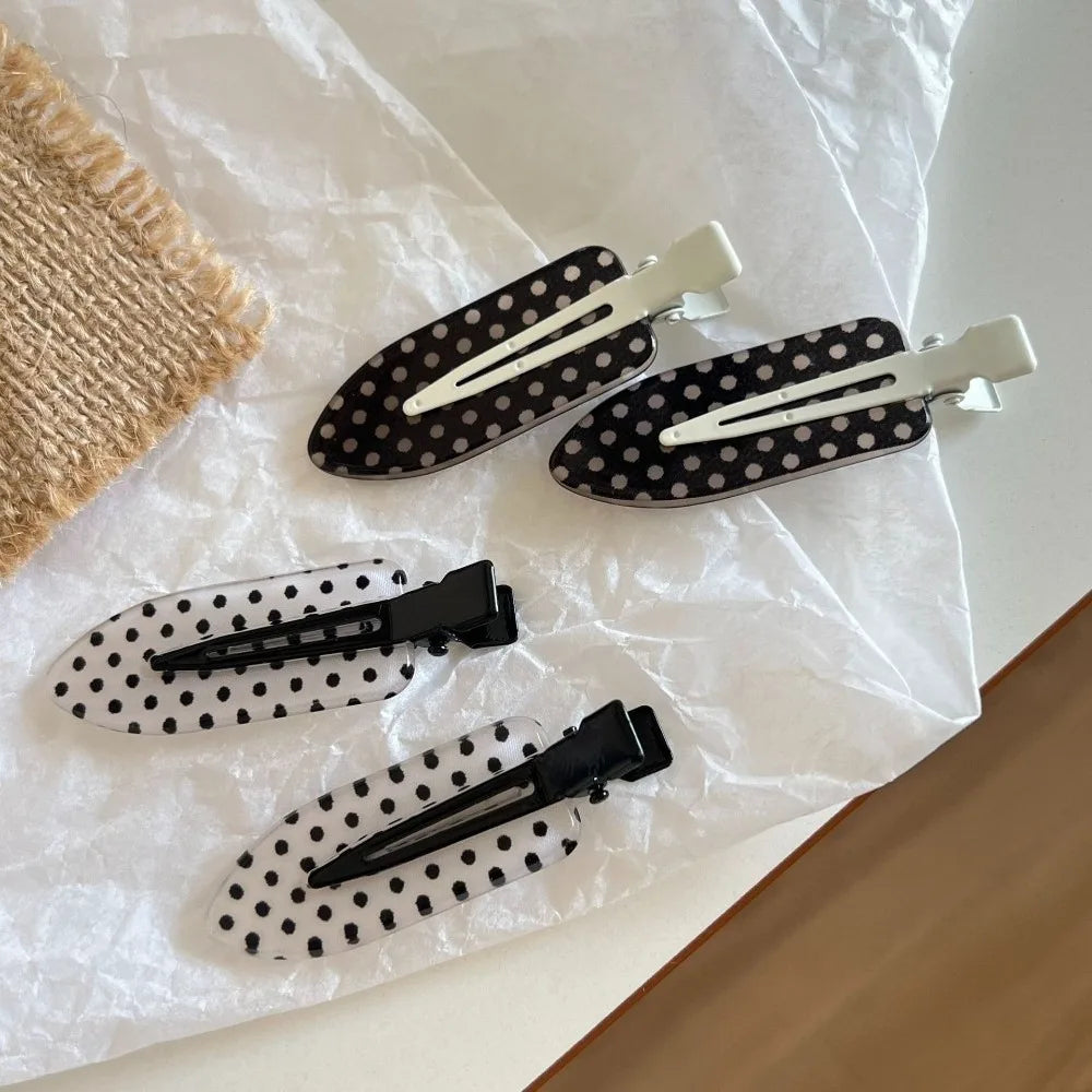 Black & White Acrylic Hair Clips – Minimalist Polka Dot Hairpin Acrylic Hair Clips PLUSH