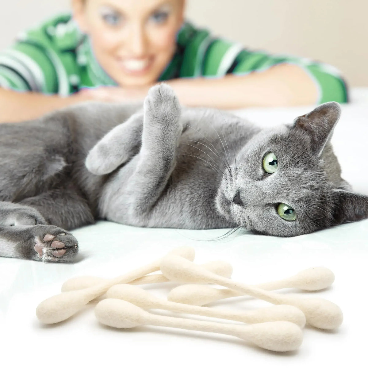 Giant Cotton Swab Cat Kick Toy – Chew & Interactive Play Cat Kick Toy PLUSH