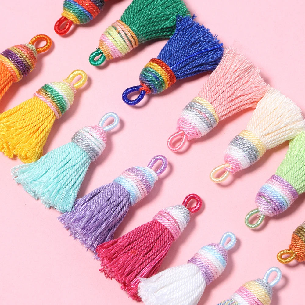4pcs Gradient Glitter Mini Tassel Charms – DIY Jewelry Making Tassel Charms PLUSH