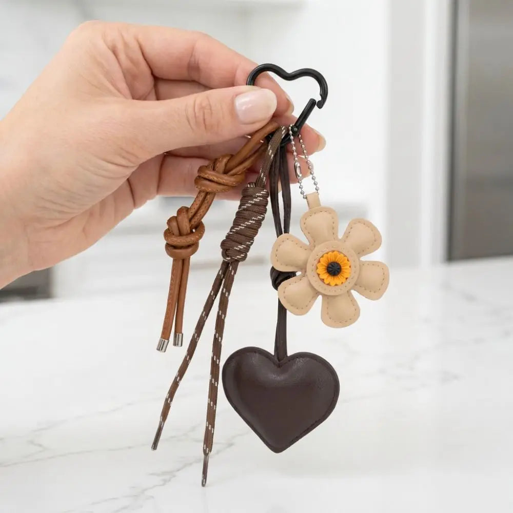 Vintage Sunflower Heart Bag Charm Keychain – PU & Alloy Bag Charm Keychain PLUSH