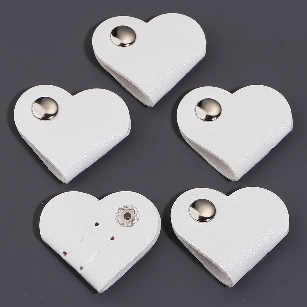 5pcs Heart PVC Cable Clips – Cord & Wire Organizer Holder Cable Organizer Clips PLUSH white