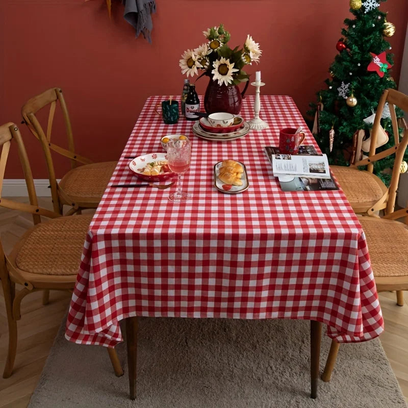 Christmas Red & White Plaid Tablecloth – Polyester Blend Holiday Tablecloth PLUSH