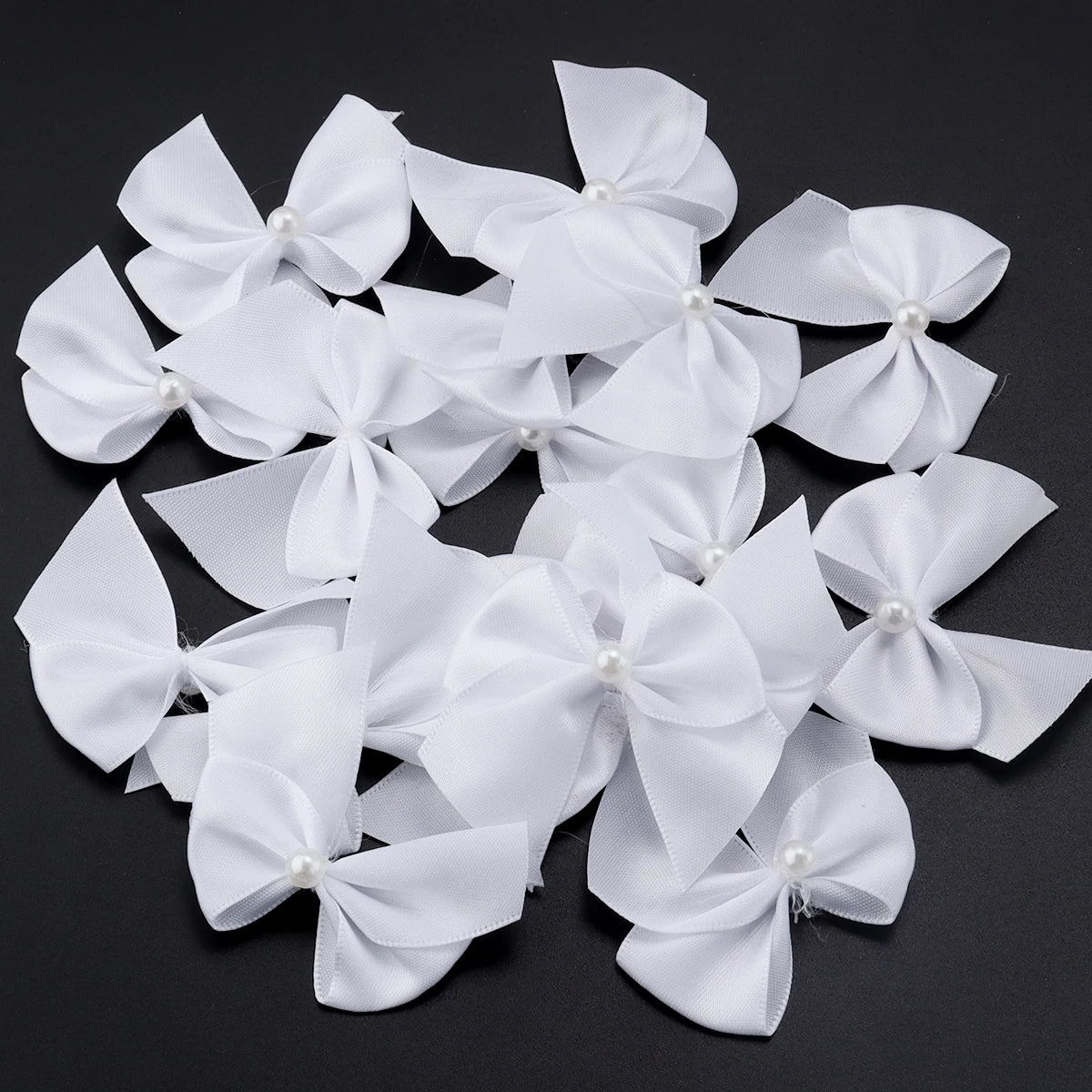 20pcs Satin Ribbon Bows 5.5x6cm – DIY Craft Decoration Satin Ribbon Bows PLUSH White 5.5cmx6cm
