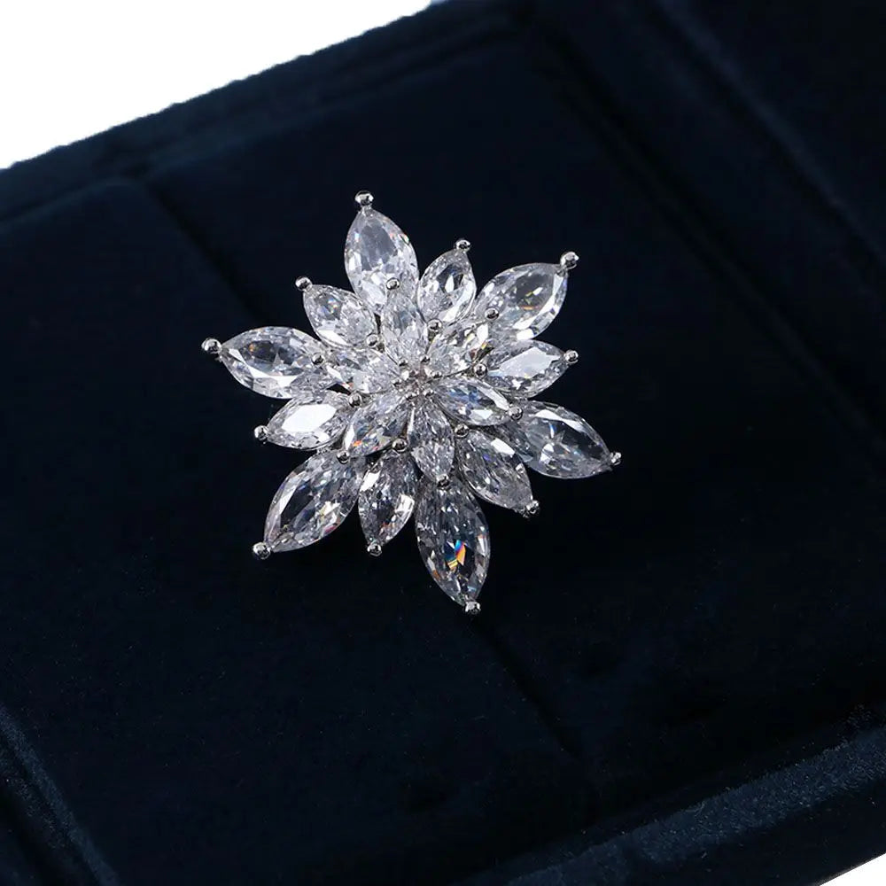 Women's Snowflake Rhinestone Brooch Pin – Zircon Silver Jewelry Rhinestone Brooch Pin PLUSH