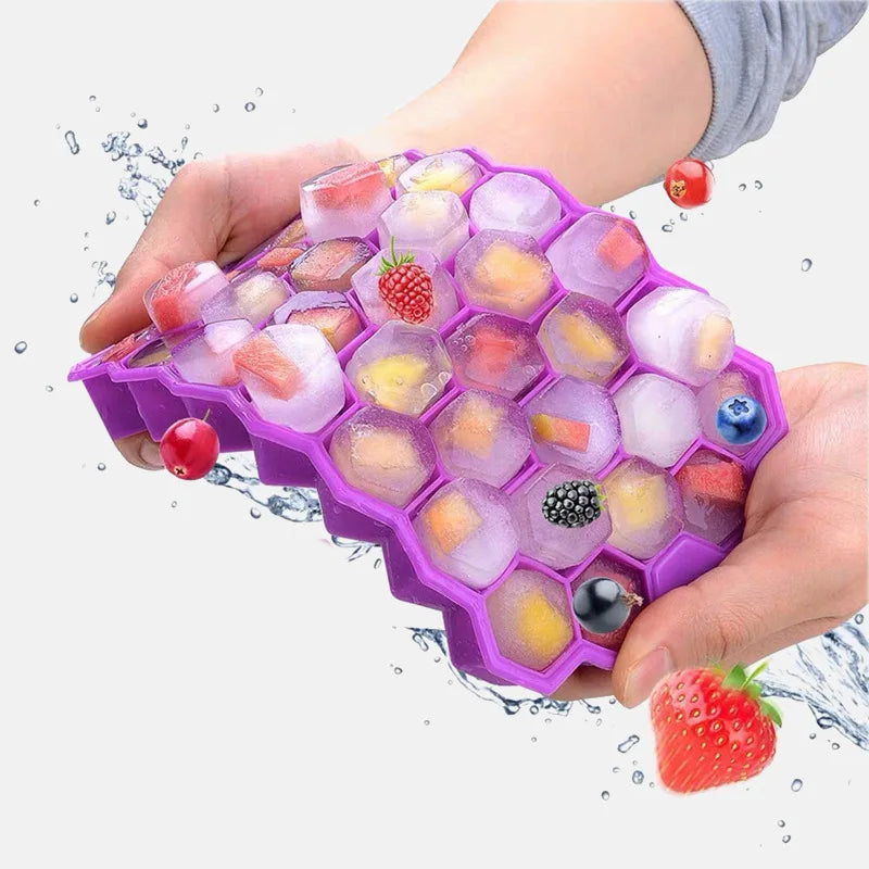 Silicone Ice Cube Tray 148 Cubes Large-Capacity BPA-Free & Lid Silicone Ice Tray PLUSH
