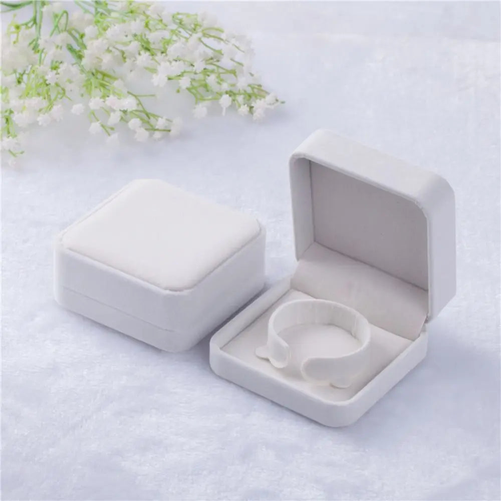 Small Velvet Jewelry Box – Bangle & Bracelet Gift Box Jewelry Gift Box PLUSH Beige