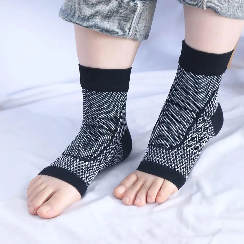 Ankle Brace Compression Sleeve – Nylon Spandex Foot Support Ankle Compression Sleeve PLUSH