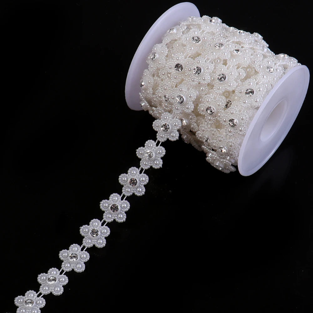 5 Yards Pearl Flower Chain with Rhinestone for DIY Jewelry Pearl Jewelry Chain PLUSH Beige