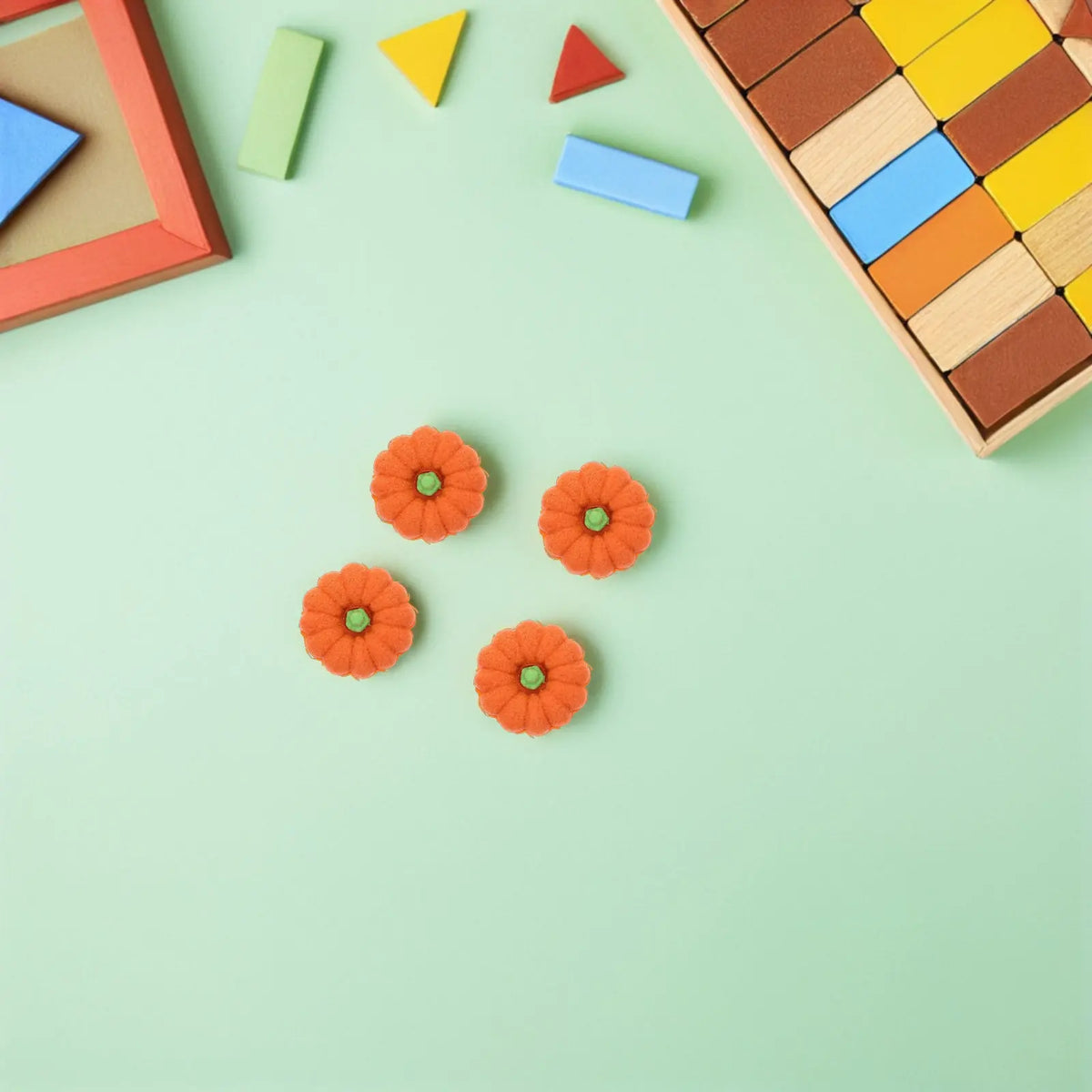 80pcs Mini 3D Pumpkin Erasers – Fall Kawaii School Stationery Novelty Erasers Set PLUSH