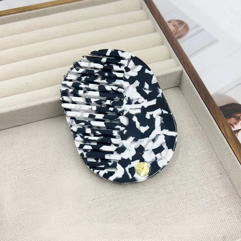 Foldable Travel Hair Comb with Mirror – Wide Tooth Detangler Travel Hair Comb PLUSH Black white
