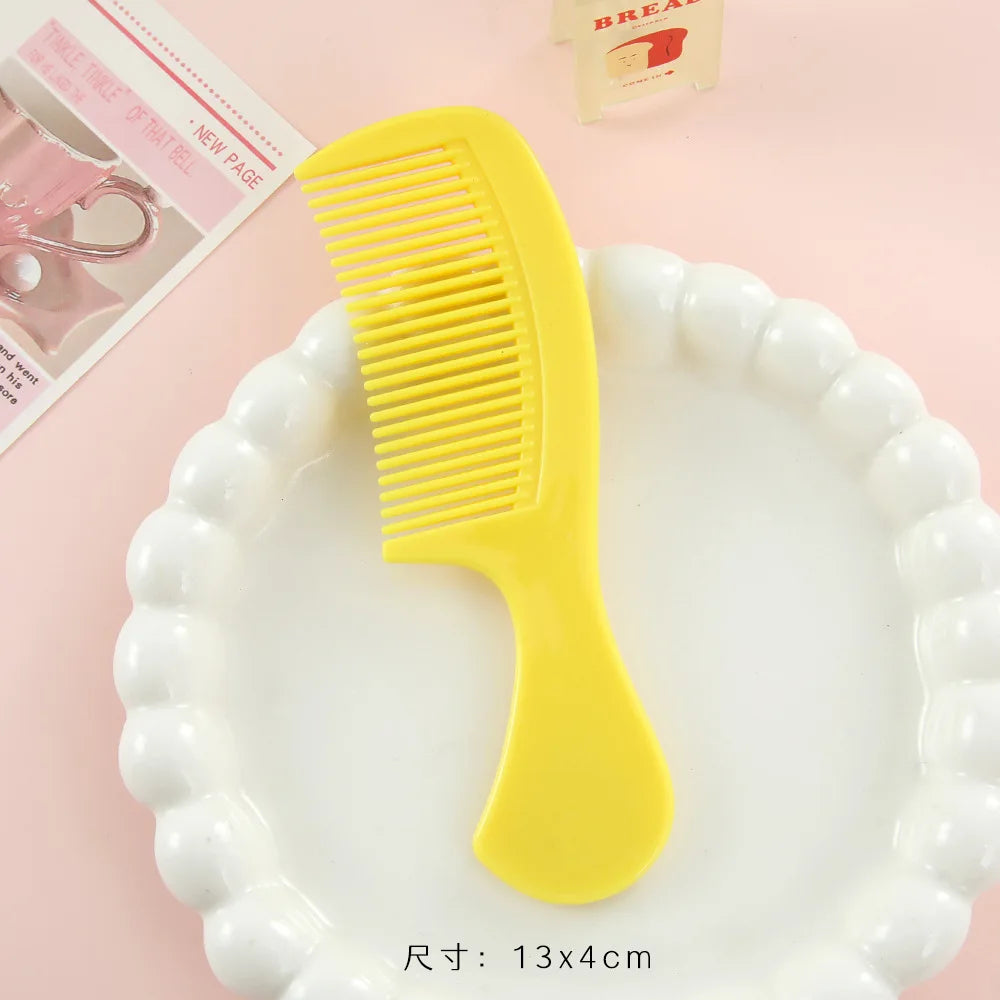Mini Macaron Cute Pocket Hair Comb – Portable Plastic Comb Pocket Hair Comb PLUSH yellow