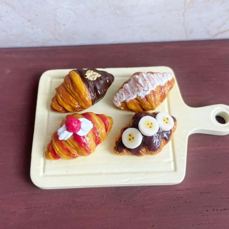 Miniature Dollhouse Berry Ice Cream Toast Model – DIY Accessory Dollhouse Accessory PLUSH