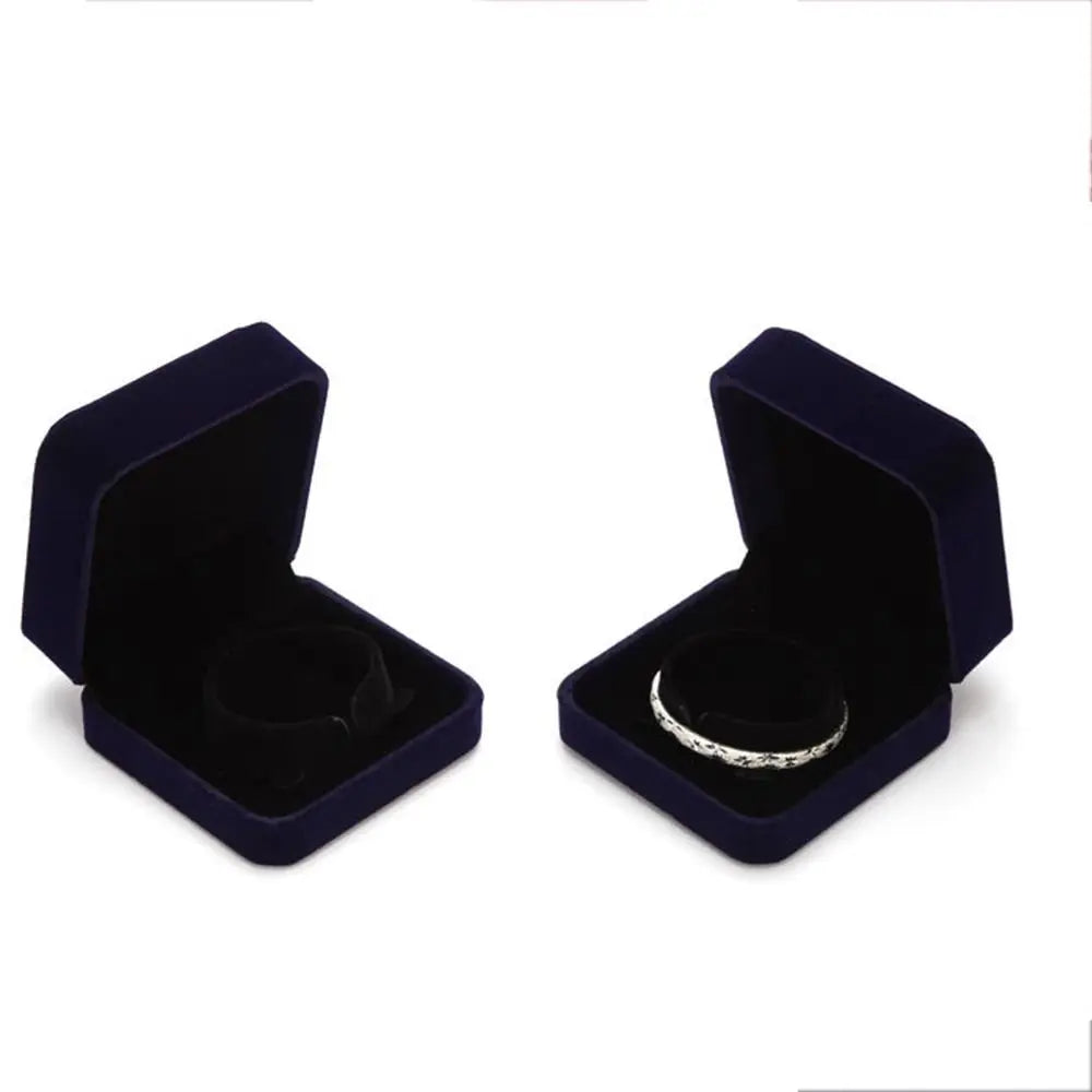 Small Velvet Jewelry Box – Bangle & Bracelet Gift Box Jewelry Gift Box PLUSH