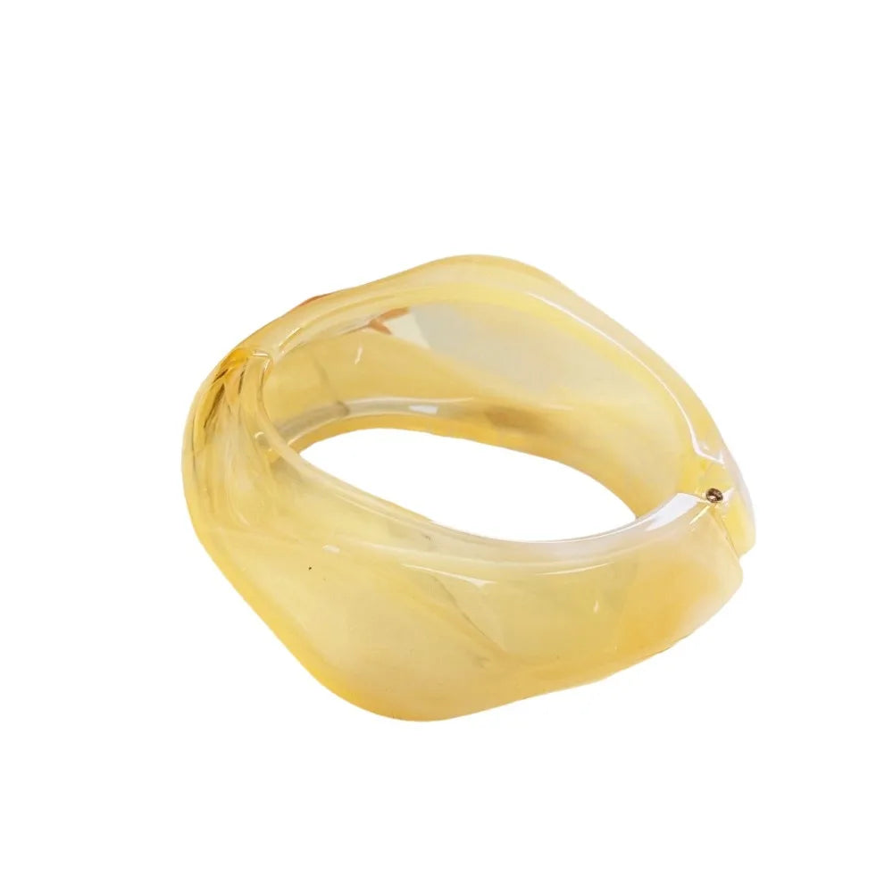 Irregular Acrylic Cuff Bangles – Colorful Vintage Open Design Acrylic Cuff Bangle PLUSH Beige