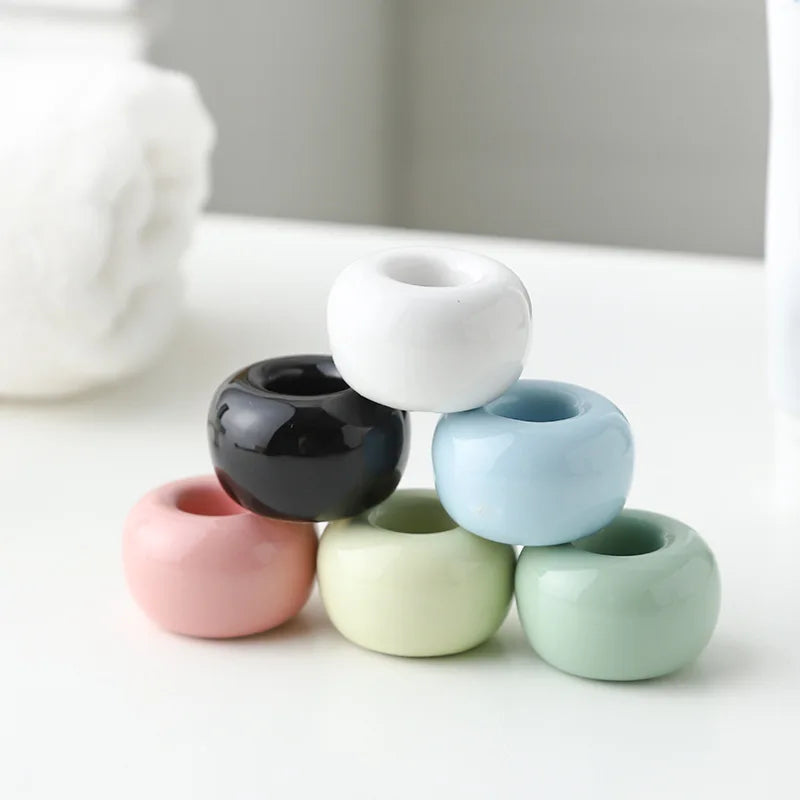 Ceramic Donut Toothbrush Holder – Bathroom Storage Stand Toothbrush Holder PLUSH