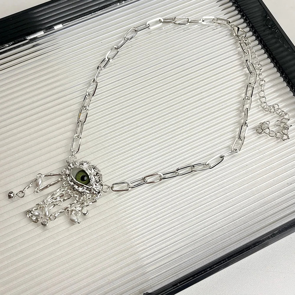 Vintage Demon Eye Tassel Necklace – Imitation Pearl Pendant Pendant Necklace PLUSH Silver