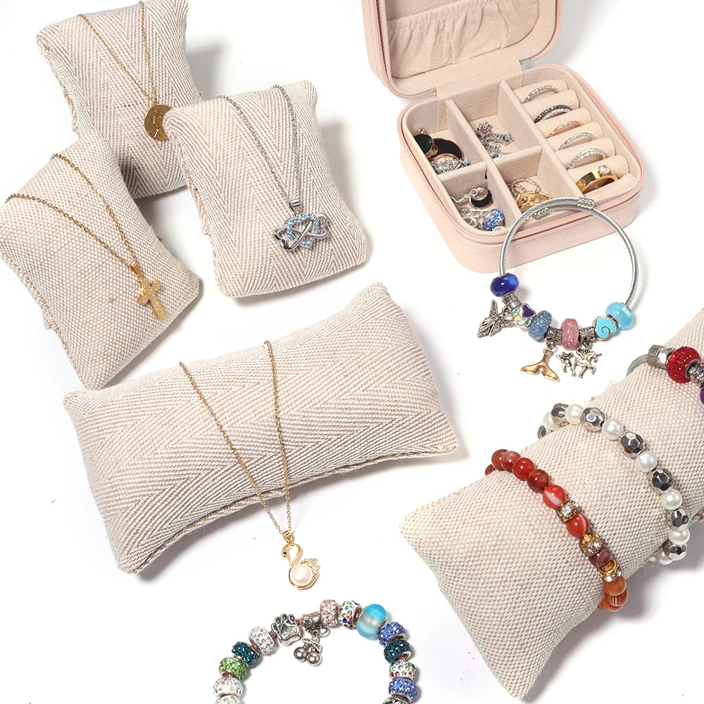 Linen Bracelet Display Pillow – Burlap Bangle Stand Prop Jewelry Display Stand PLUSH