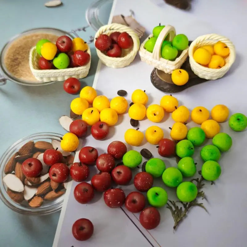 Dollhouse Miniature Apple Set 1:12 Scale – DIY Kitchen Decor Dollhouse Accessories PLUSH
