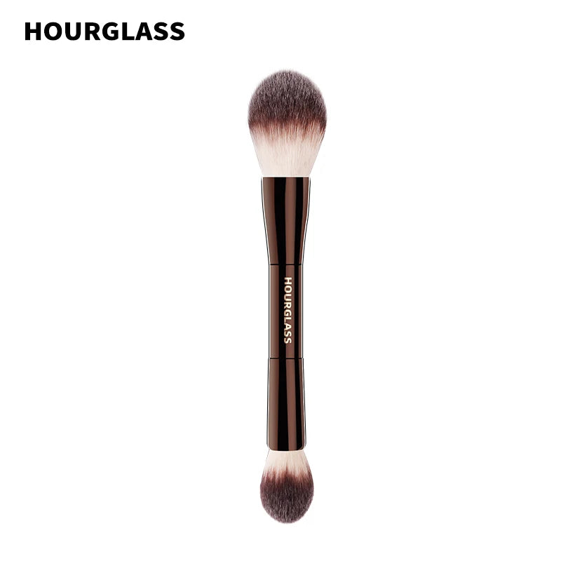 Hourglass No.18 Veil Powder Brush – Soft Fiber Double Head Powder Makeup Brush PLUSH