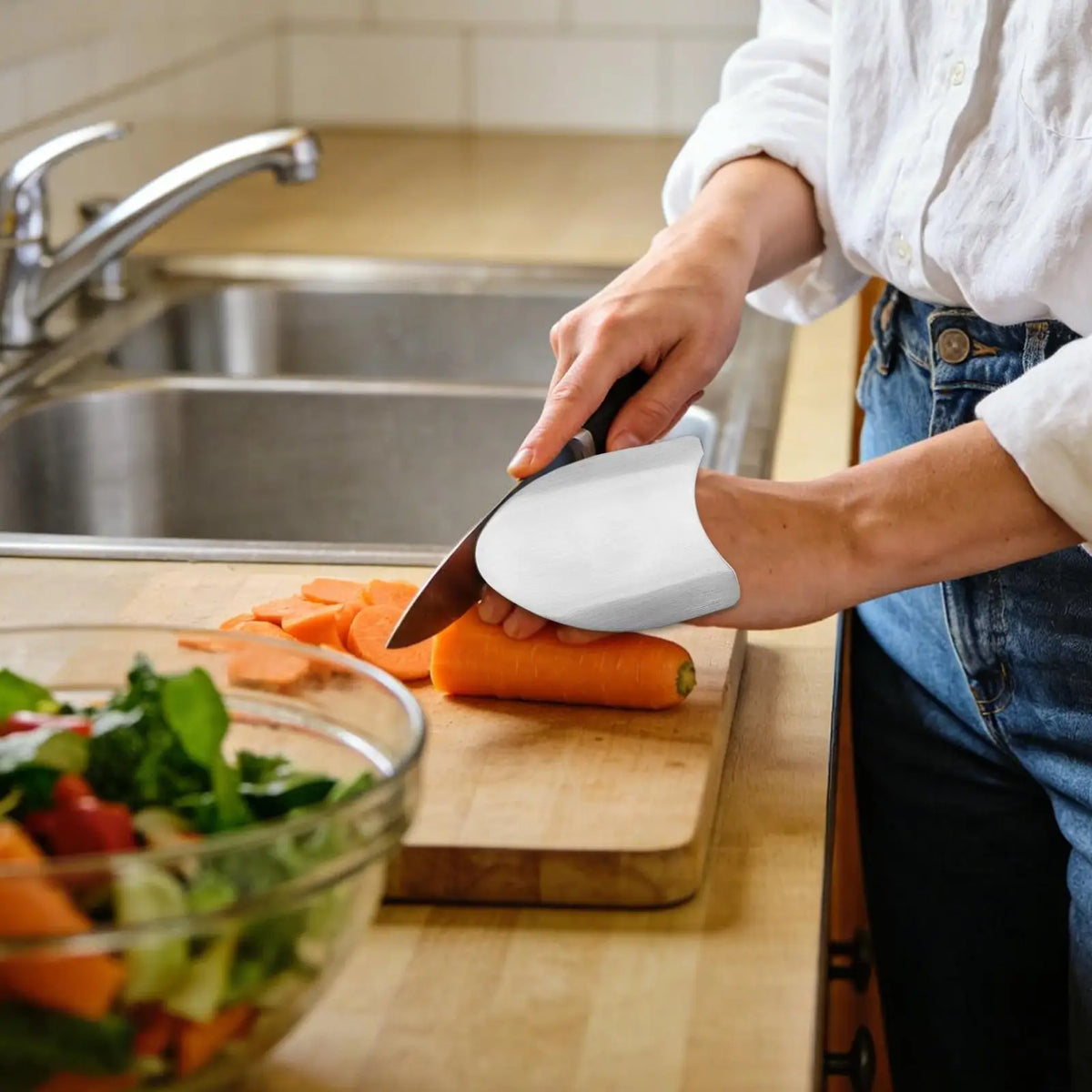Stainless Steel Finger Guards for Cutting | 2 or 4 Pack Kitchen Finger Guard PLUSH