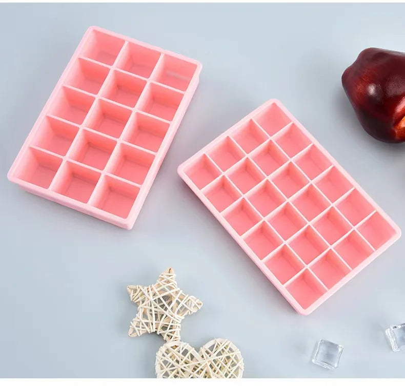 24-Grid Silicone Ice Cube Tray – Big Square Ice Mold Silicone Ice Tray PLUSH