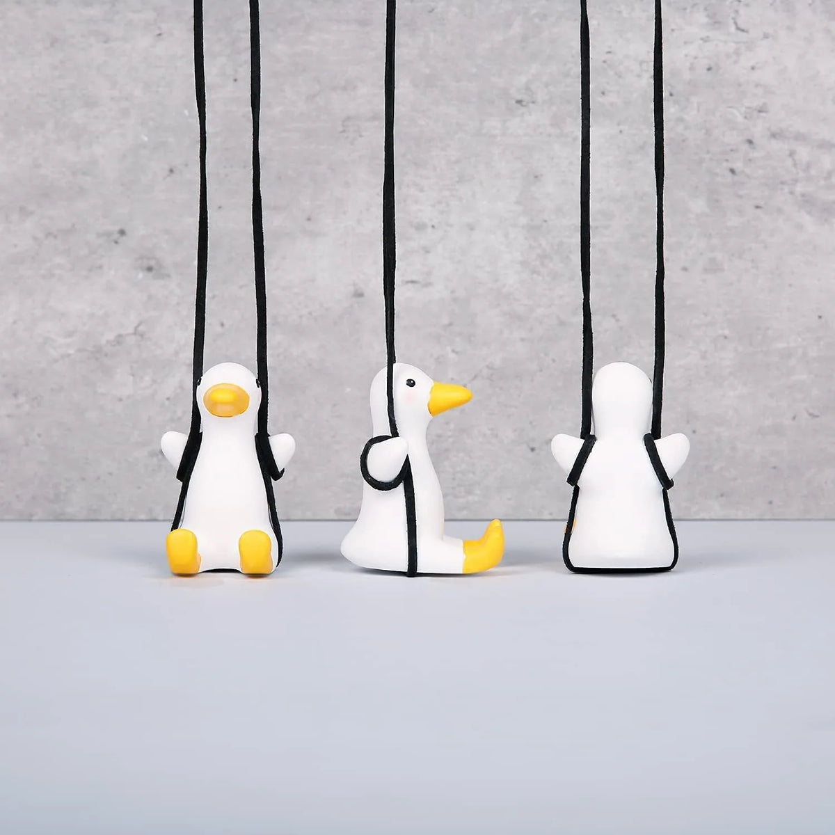Swinging Duck Car Pendant – Rearview Mirror Ornament Car Mirror Ornament PLUSH