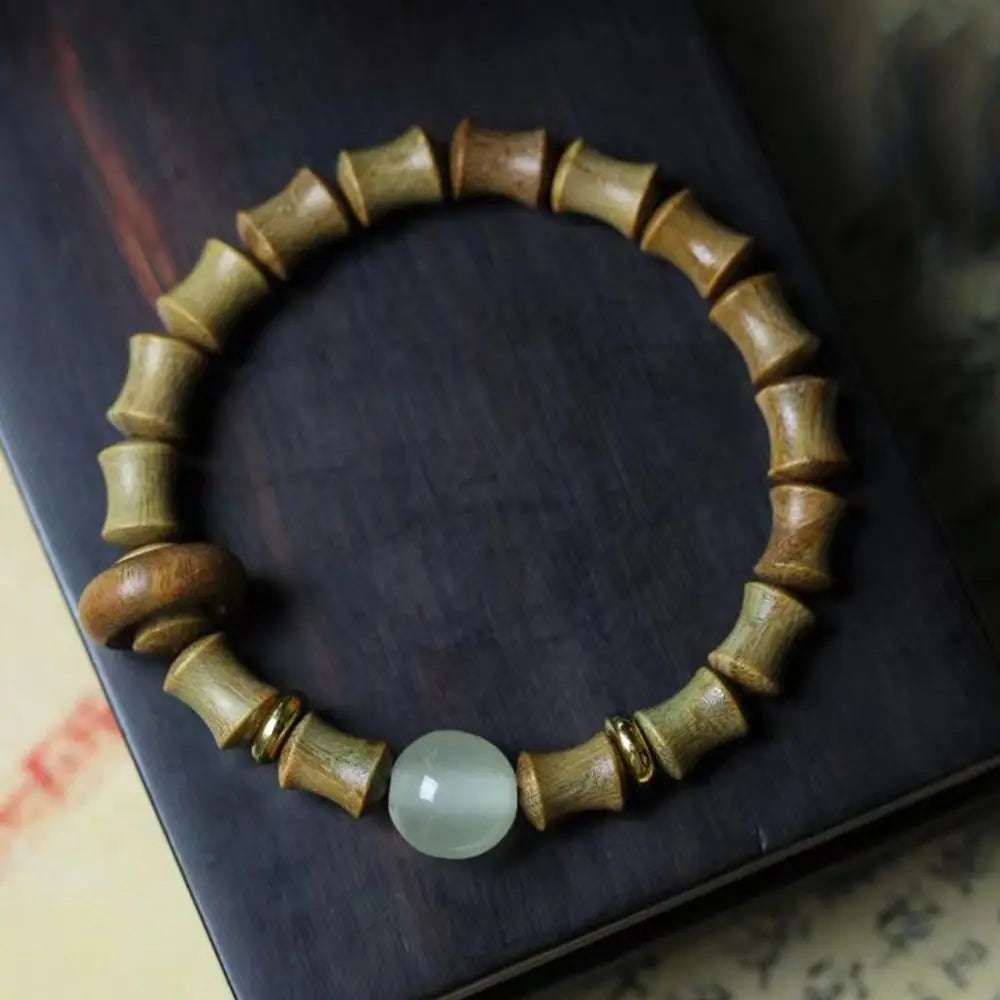 Green Sandalwood Beaded Bracelet – Unisex Wood Charm Beaded Wood Bracelet PLUSH