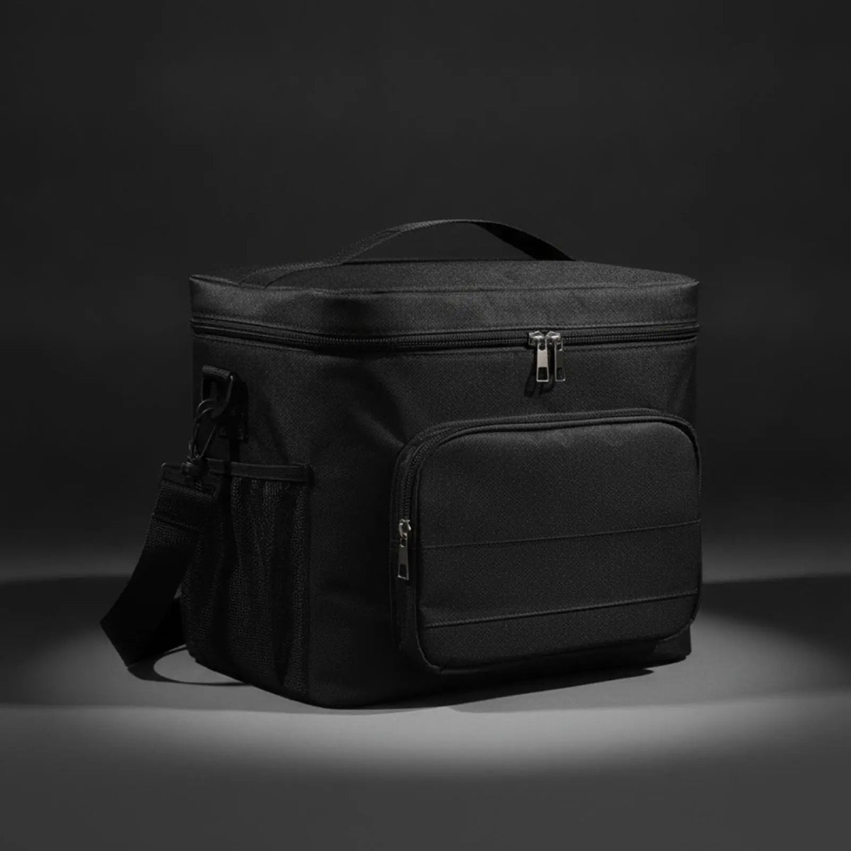 Insulated Lunch Bag with Shoulder Strap – Thermal Tote Carrier Insulated Lunch Bag PLUSH