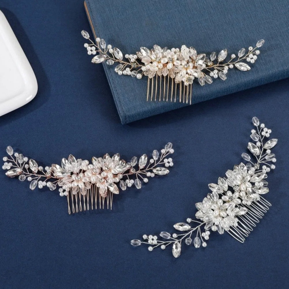 Pearl Flower Bridal Hair Comb – Sparkling Wedding Headpiece Bridal Hair Comb PLUSH
