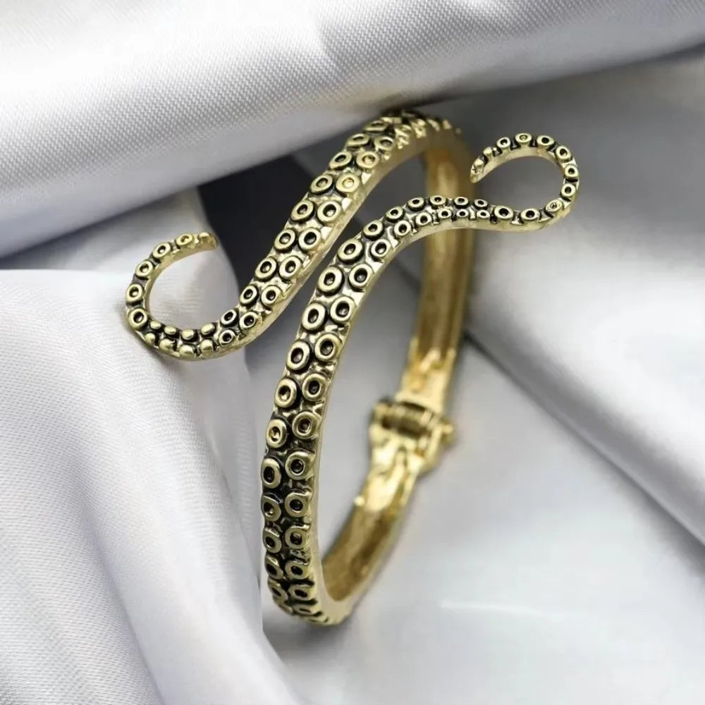 Vintage Octopus Gothic Hinged Cuff Bracelet – Gold & Silver Gothic Cuff Bracelet PLUSH