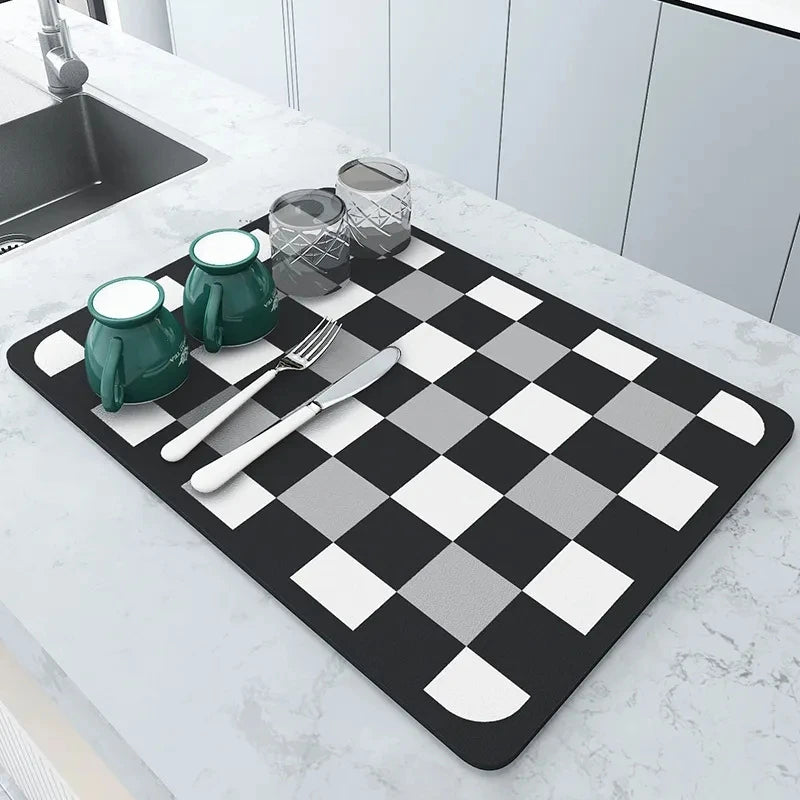 Super Absorbent Dish Drying Mat – Non-Slip Kitchen Drain Pad Dish Drying Mat PLUSH Black and white 30x20cm