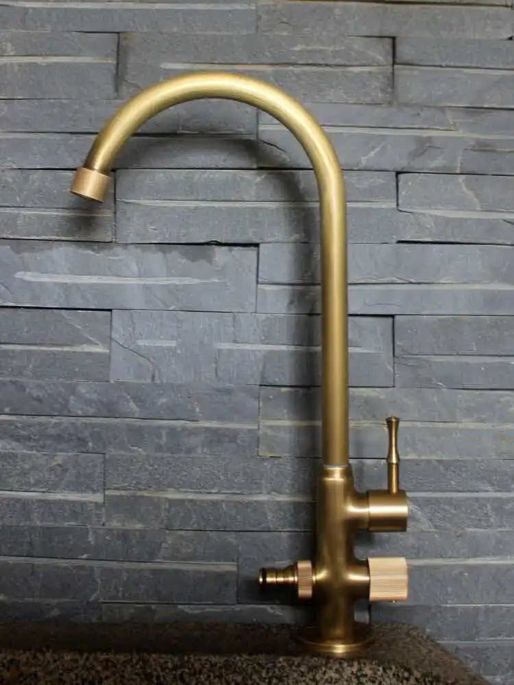 Outdoor Brass Cold Water Faucet – Courtyard Garden Tap Outdoor Water Faucet PLUSH