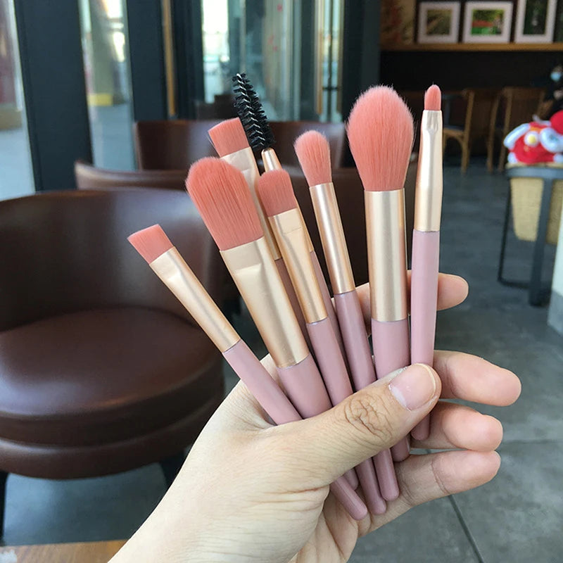 8-Piece Mini Makeup Brush Set – Soft Synthetic Bristles Makeup Brush Set PLUSH