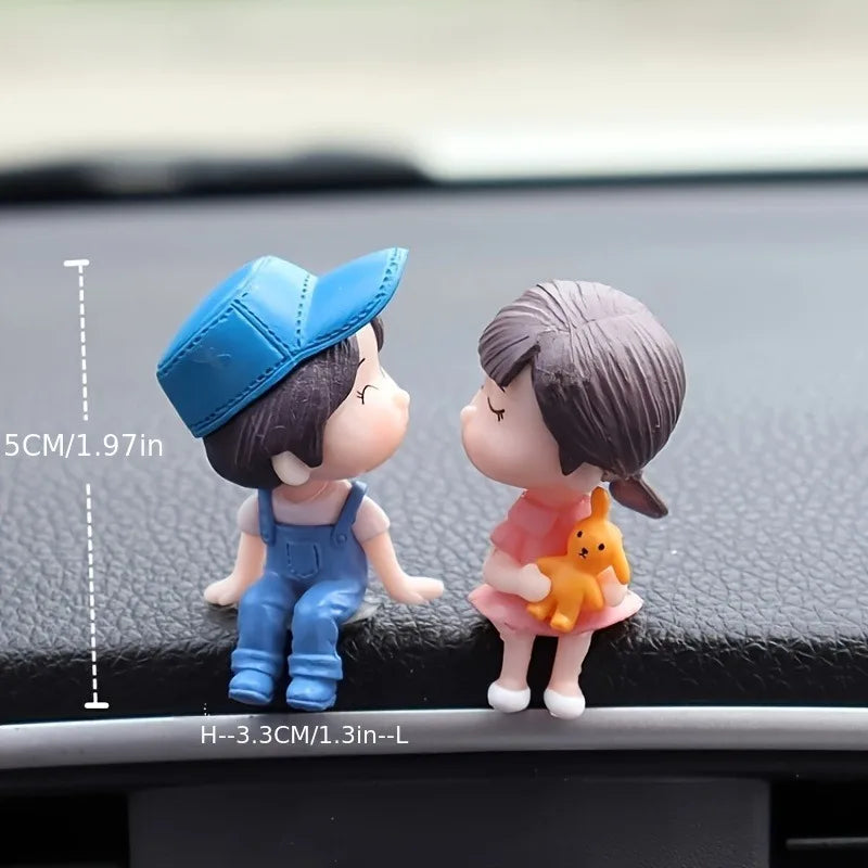 Couple Figurines with Balloons – Car Dashboard Decoration Dashboard Figurine PLUSH