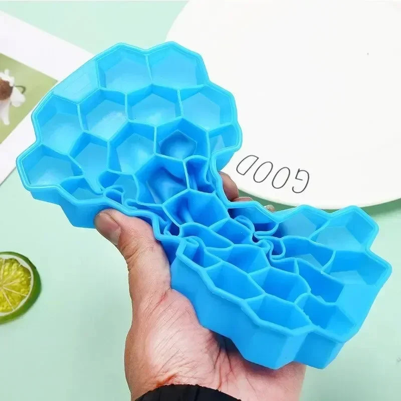 37-Cavity BPA-Free Silicone Ice Cube Tray with Lids & Popsicle Mold Silicone Ice Cube Tray PLUSH