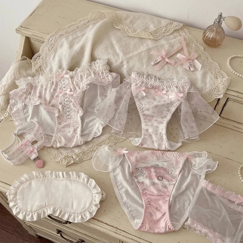 Kawaii Lace Bow Ruffle Briefs – Low Rise Cotton Crotch Women's Briefs PLUSH