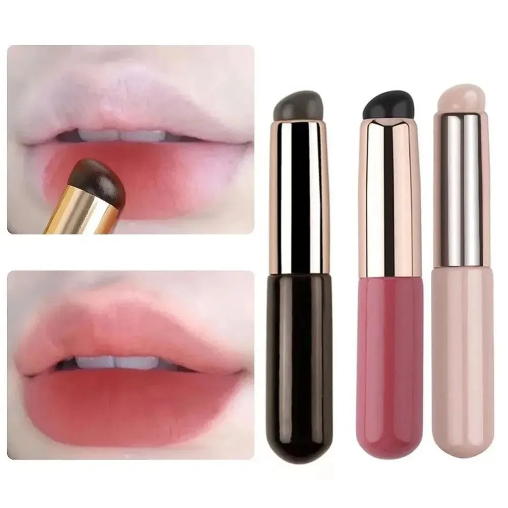 Silicone Lip Brush with Cover Cap – Round Head Makeup Tool Makeup Brush PLUSH