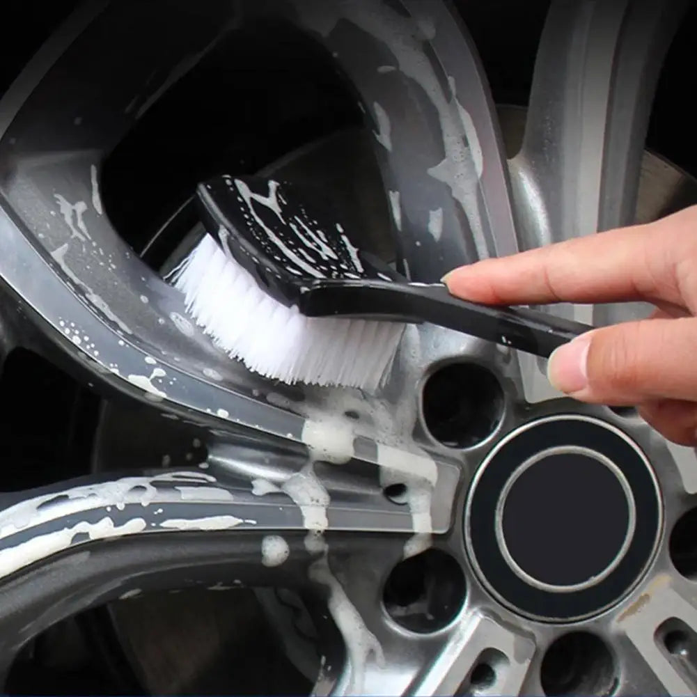 Car Wheel & Tire Cleaning Brush – Dense Bristles, Short Handle Wheel Cleaning Brush PLUSH