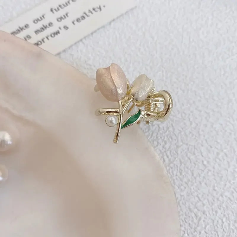 Tulip Mini Hair Claw Clip – Retro Floral Korean Hairpin Hair Claw Clip PLUSH Light Pink