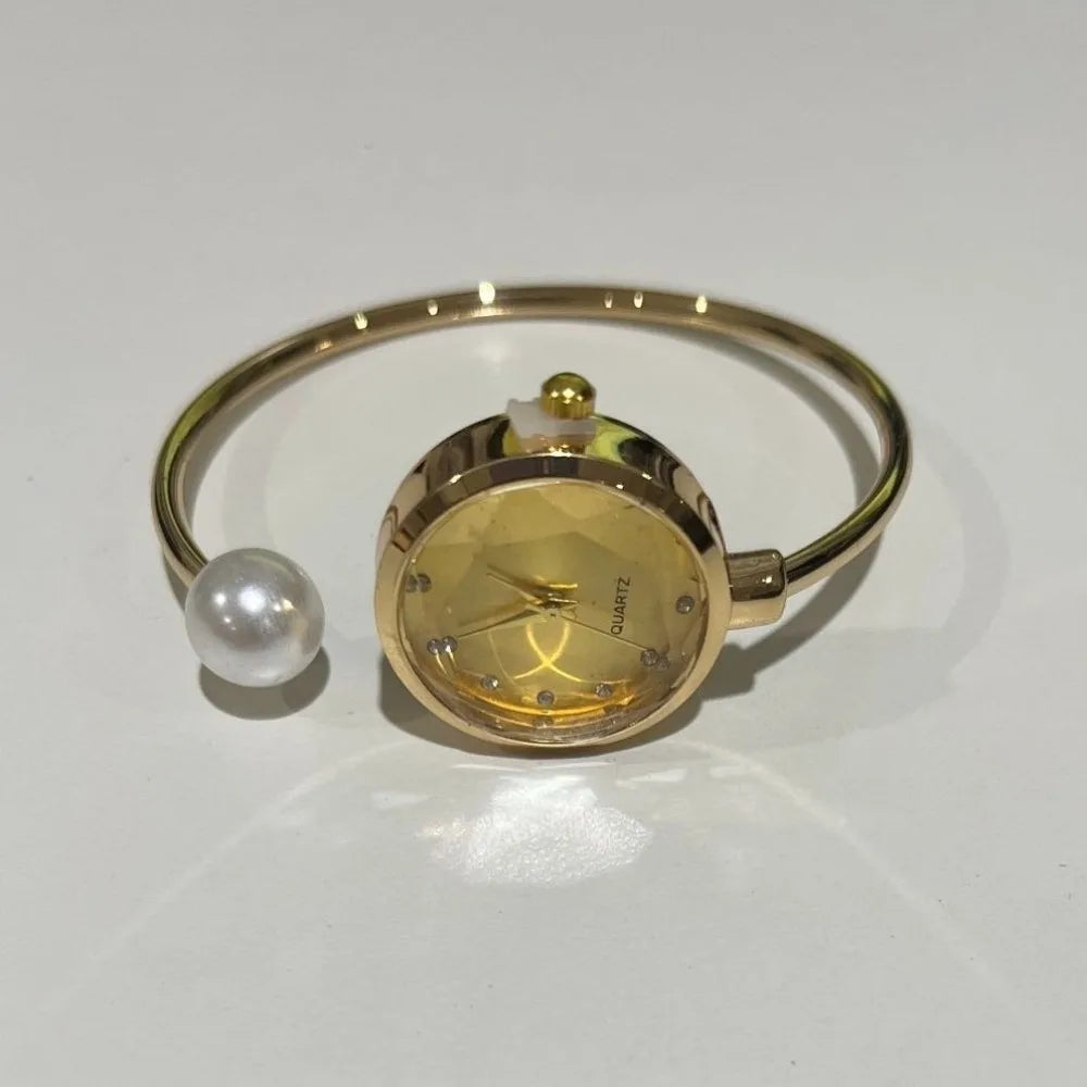Elegant Pearl Bracelet Watch – Rhinestone Quartz Wristwatch Bracelet Watch PLUSH Gold