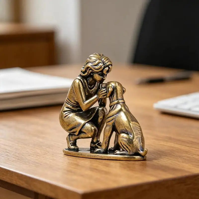 Brass Girl & Dog Figurine – Retro Mini Desktop Ornament Decor Brass Desktop Figurine PLUSH